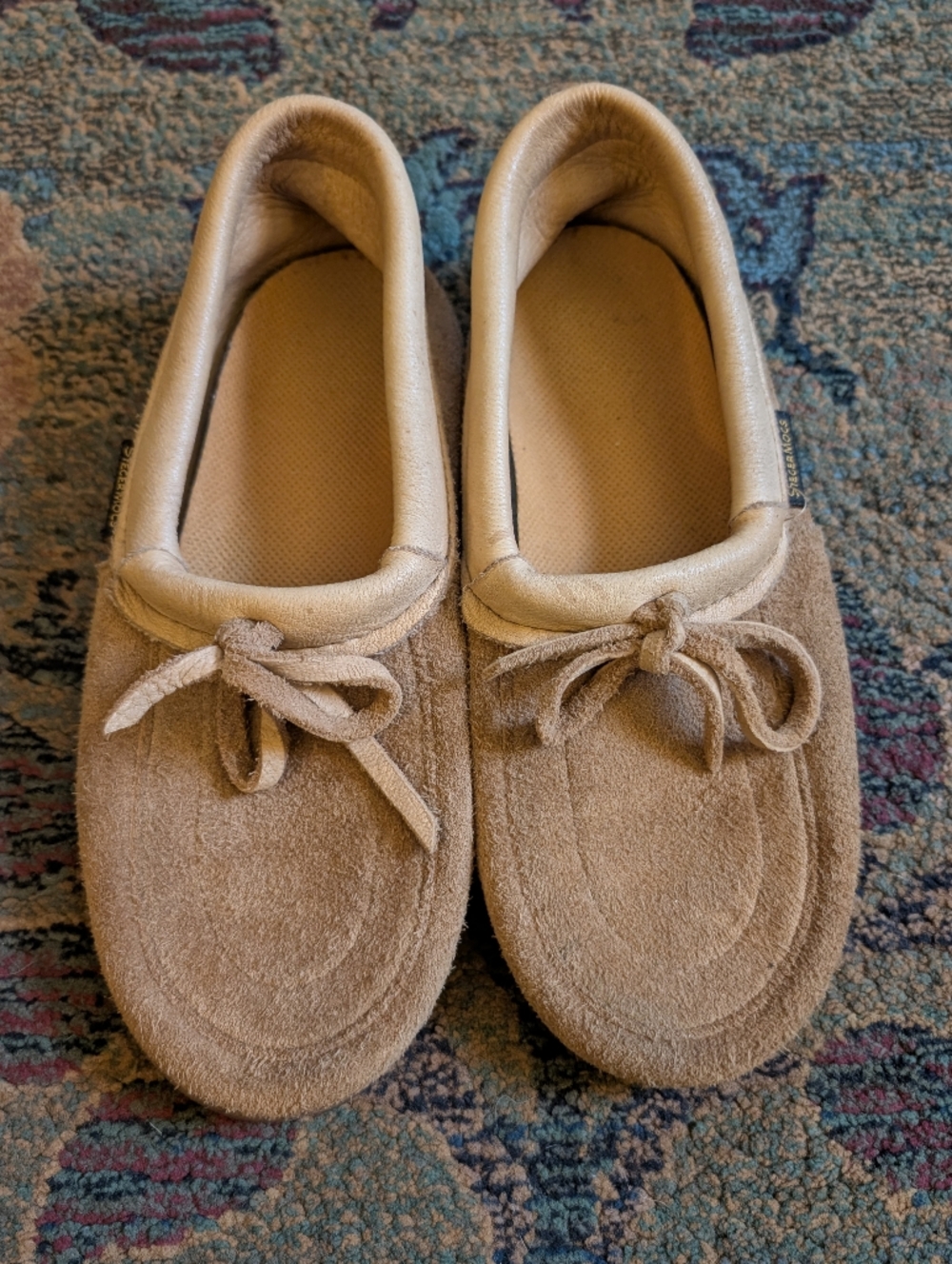 Steger Mukluks suede moccasins in "maple", women's size 9